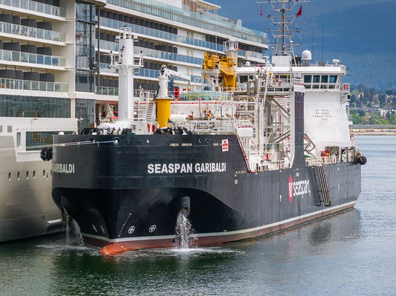 Haven_van_Vancouver_voert_eerste_LNGbunkering_uit