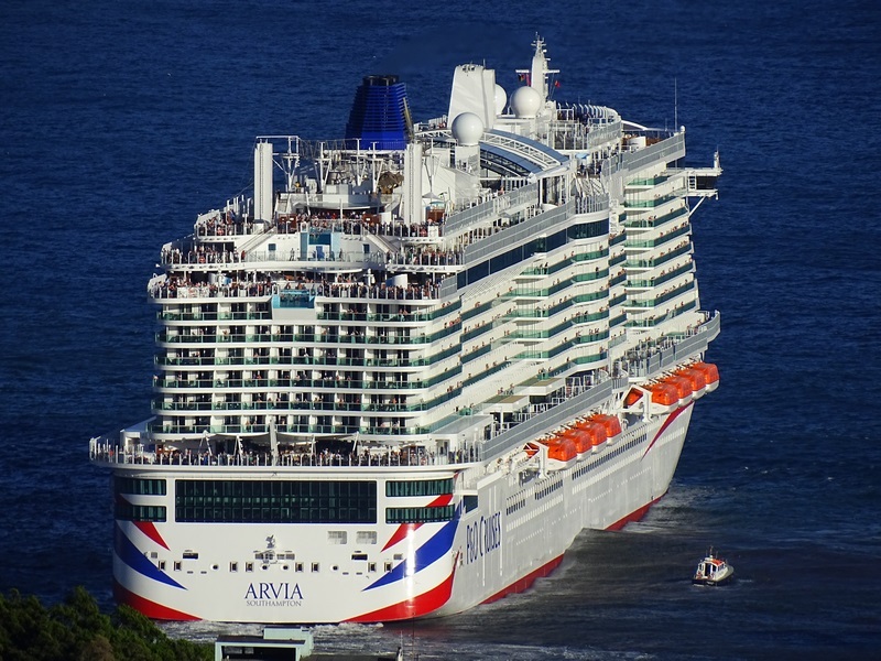 Onderzoek_toont_aan_Carnival_UK_levert_grote_bijdrage_aan_Britse_economie