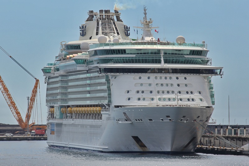 Royal_Caribbeanschip_annuleert_aanloop_vanwege_onderhoud