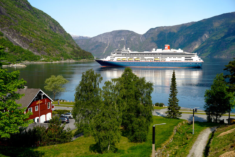 Fred. Olsen Cruise Lines presenteert betere resultaten in tweede kwartaal		