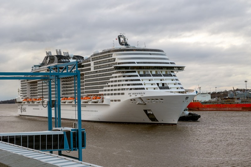 MSC_Meraviglia_vaart_vanuit_Southampton_in_