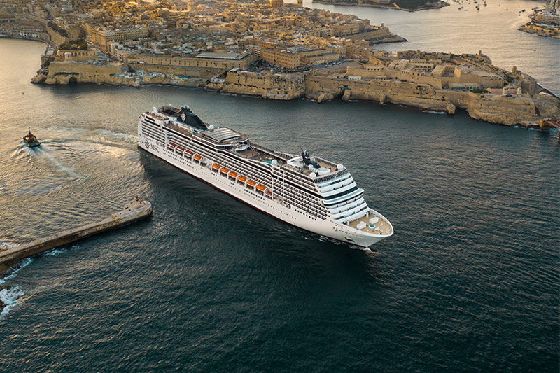 MSC_Magnifica_klaar_voor_winterseizoen_en_wereldcruise_na_droogdok