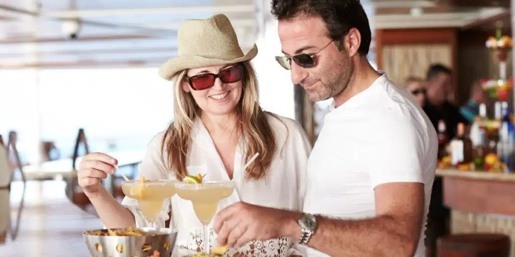 Princess_Cruises_vestigt_Guinnessrecord_met_margaritaverkoop_op_Regal_Princess_in_Cozumel_