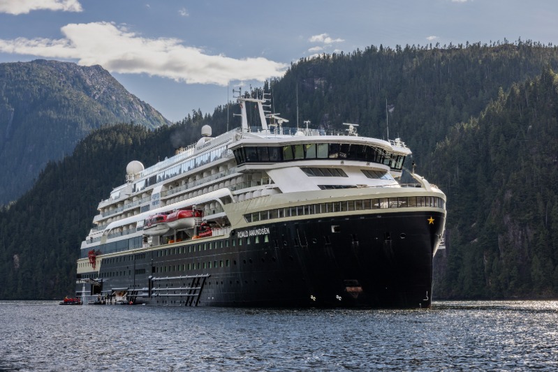 HX_Expeditions_licht_Alaskaprogramma_voor__uit