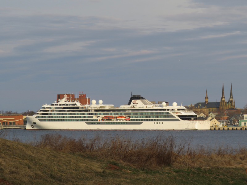 Viking_Bestelt_Nieuwe_Expeditieschepen_en_Houdt_Opties_Open_voor_Extra_Zeeschepen