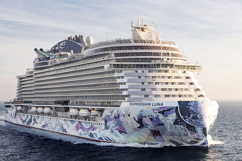 Fincantieri_levert_Norwegian_Luna_op_aan_Norwegian_Cruise_Line