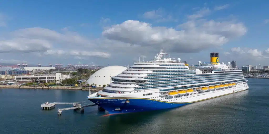 Carnival_Firenze_schrapt_meer_dan_een_maand_aan_Bajacruises_vanuit_Long_Beach_