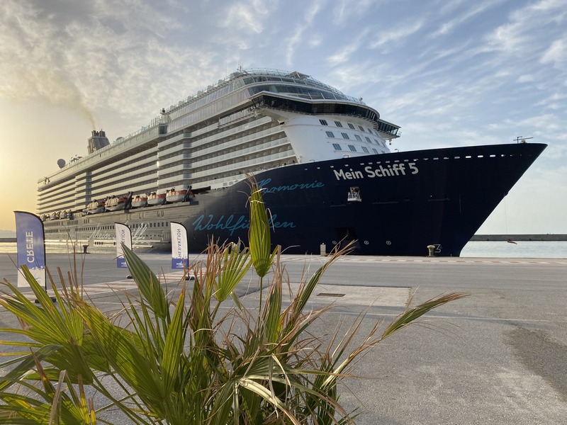 TUI annuleert afvaarten in Europa door conflict in het Midden-Oosten