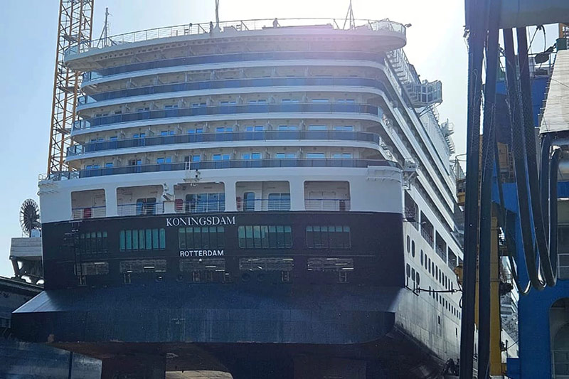 Koningsdam van Holland America krijgt vernieuwingen na droogdok