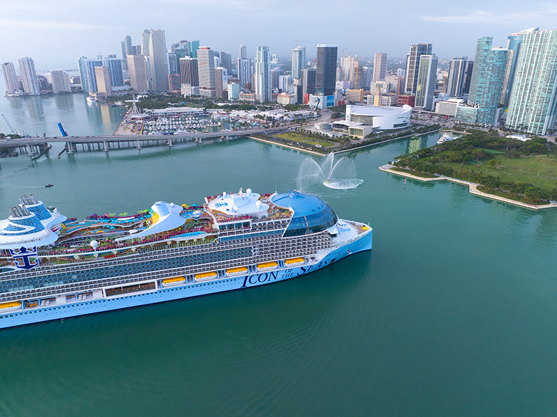 Royal_Caribbean_bestelt_Icon_Class__en_