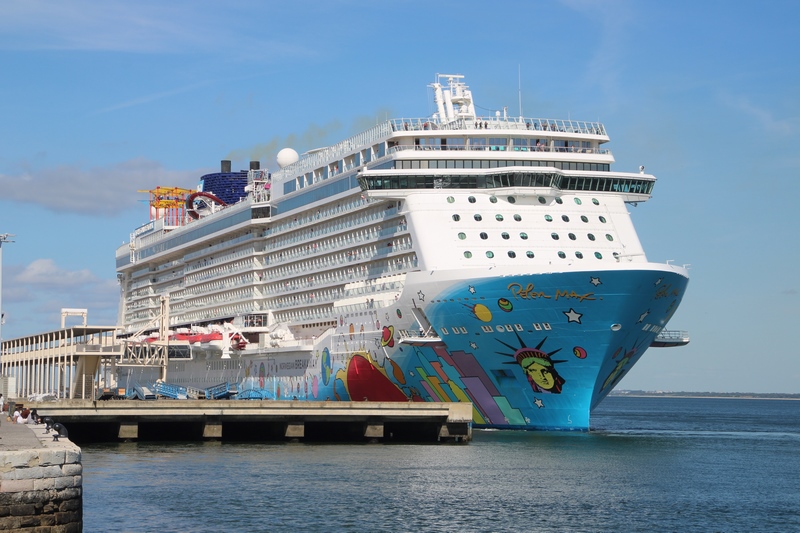 Norwegian_past_route_van_Norwegian_Breakawaycruise_in__aan