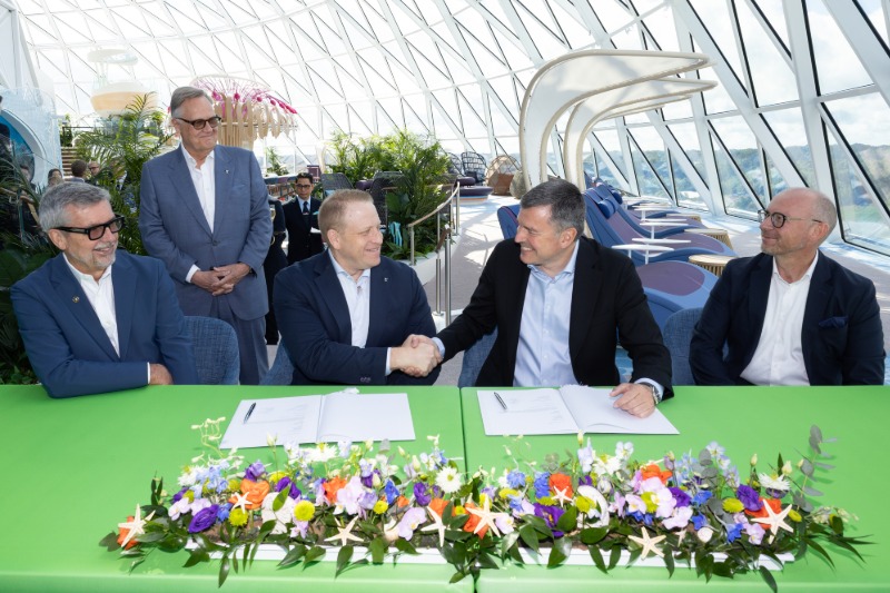 Legend of the Seas geleverd aan Royal Caribbean voorafgaand aan debuut in juli		