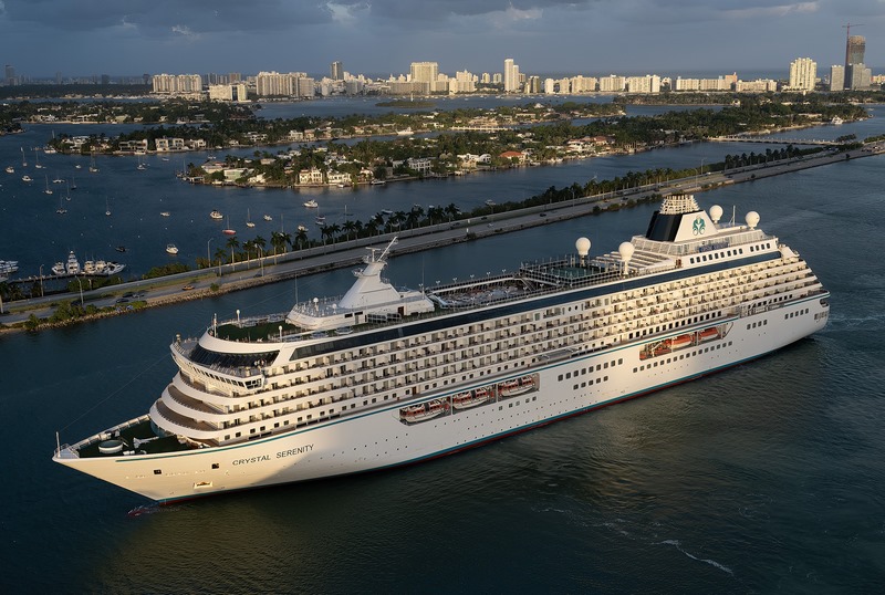 Vanessa Williams gaat mee op feestelijke cruise van Crystal Serenity