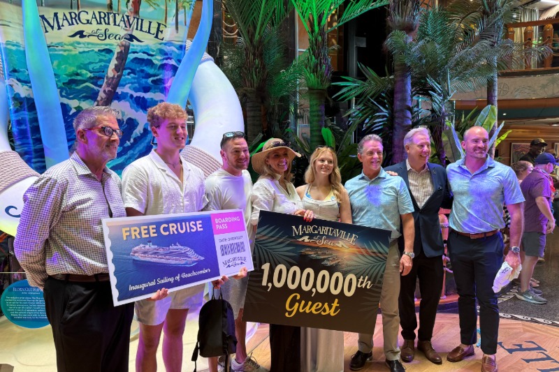 Margaritaville at Sea verwelkomt miljoenste gast
