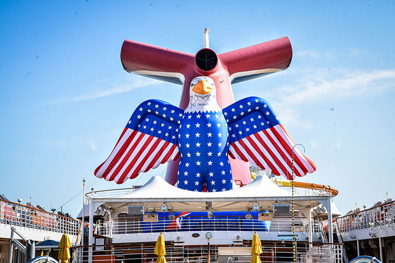 Carnival Cruise Line viert 250-jarig bestaan van de Verenigde Staten in Tampa