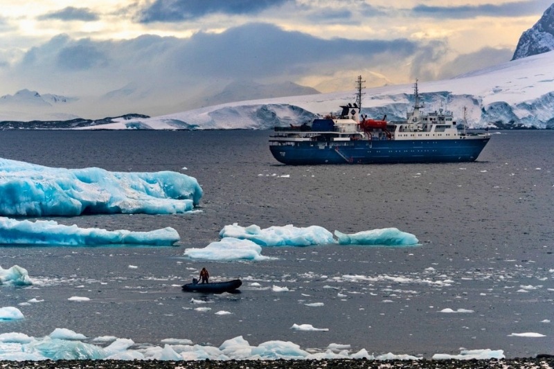 Oceanwide zet in 2027 koers naar de zelden bezochte Bellingshausenzee in Antarctica