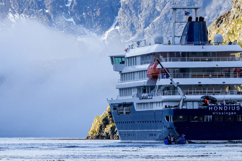 CEO_van_Oceanwide_geeft_verklaring_na_uitbraak_van_hantavirus_aan_boord_van_de_Hondius