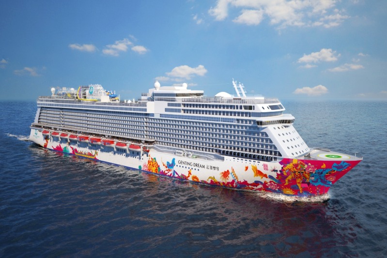 Amotti_is_gastheer_van_fitnesscruise_aan_boord_van_de_Genting_Dream