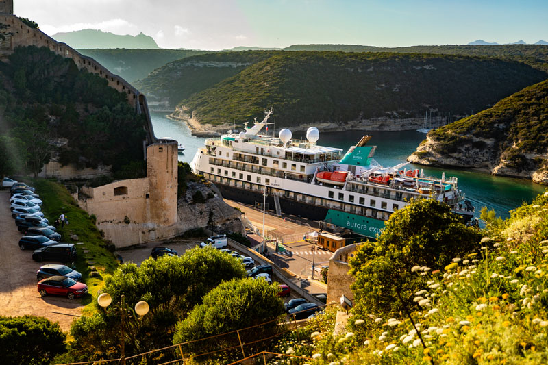 Aurora Expeditions presenteert seizoen 2028 in het noordelijk halfrond