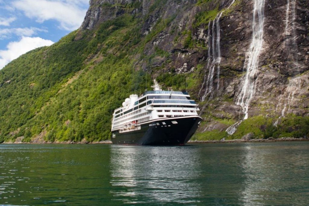 Azamara Journey vaart 30-nachten cruise Path of the Vikings