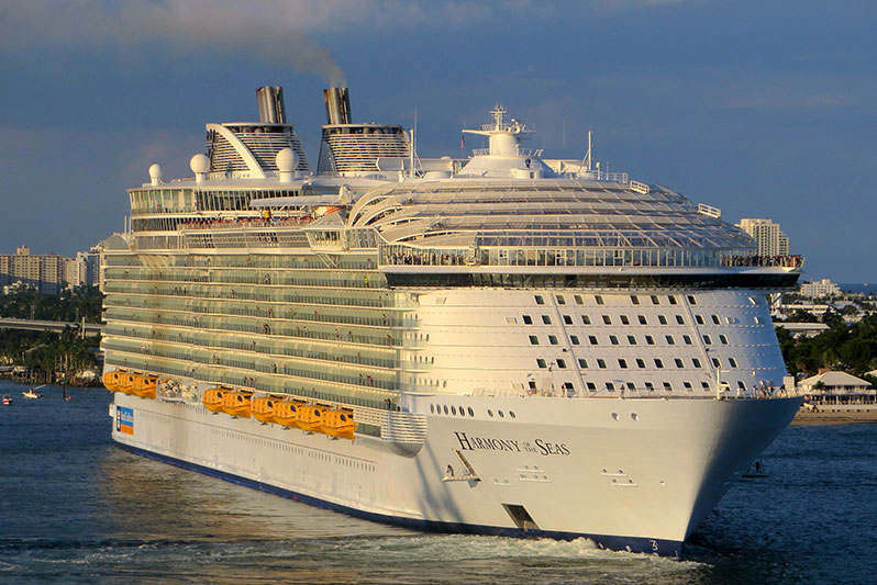 Port Canaveral viert terugkeer van schip Royal Caribbean