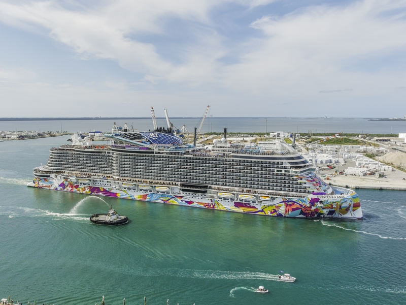 Norwegian Aqua vaart in 2028 korte cruises naar de Bahama's