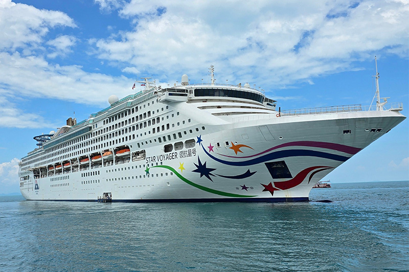 StarCruises vaart met Star Voyager tussen Jakarta en Singapore