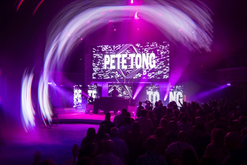 DJ Pete Tong brengt Ibiza-sfeer naar P&O-schip Arvia