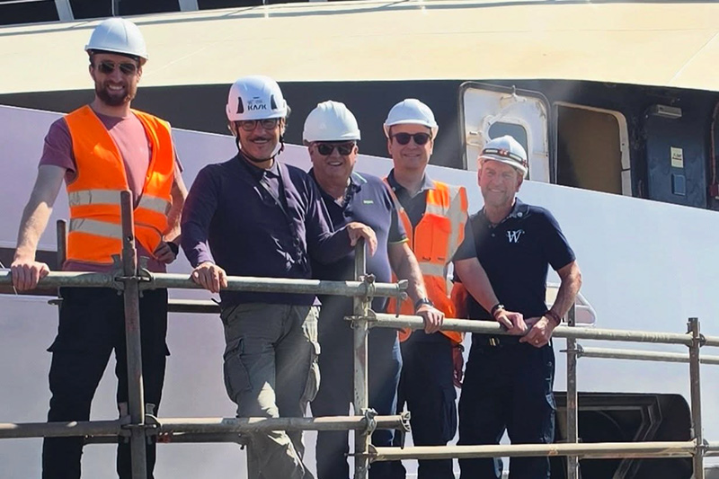 Team van Windstar bezoekt nieuw schip in Portugal