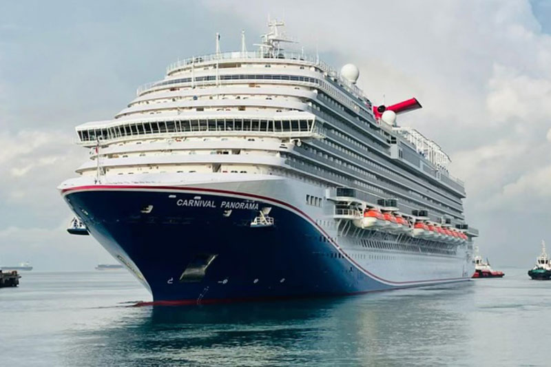 Orkaan Polo: Carnival Panorama vaart een aangepaste route