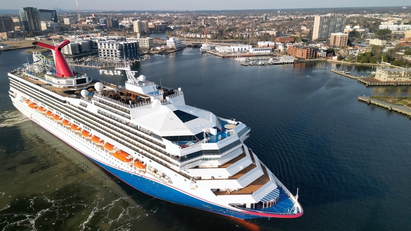 Carnival Sunshine keert later terug in Norfolk