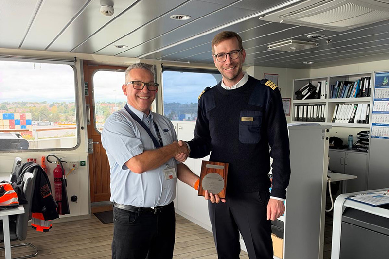Hanseatic Spirit grootste cruiseschip ooit in Ipswich