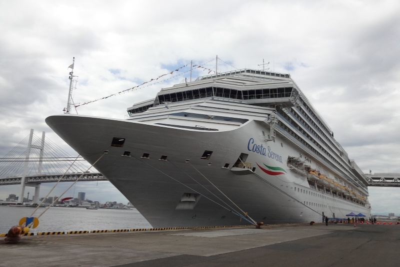 Costa Serena voor het eerst in Yokohama tijdens afscheidsseizoen in Azië
