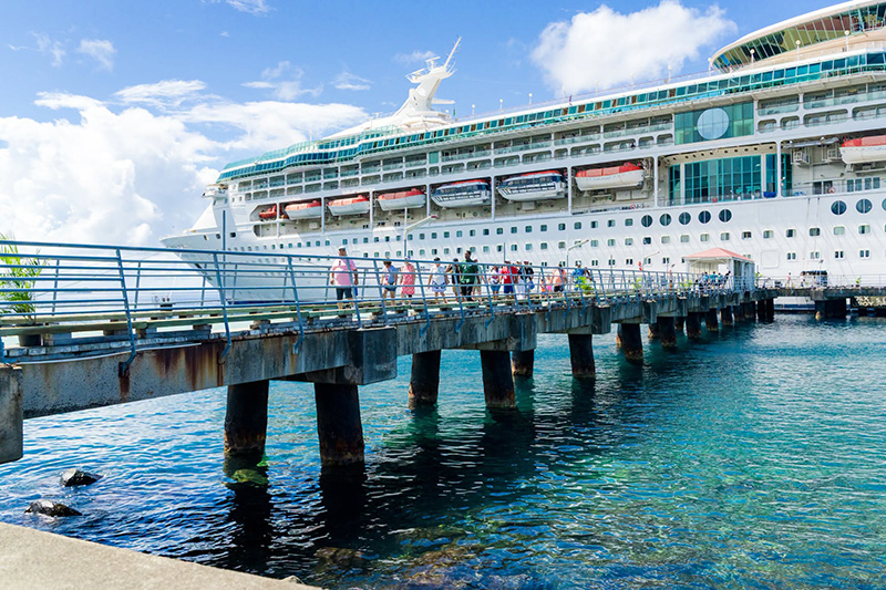Schip van Royal Caribbean opent het seizoen in Dominica